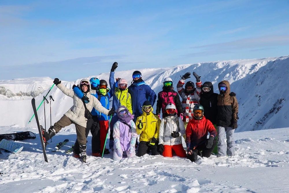 R8_JII_59p2o_U_f465c483c8